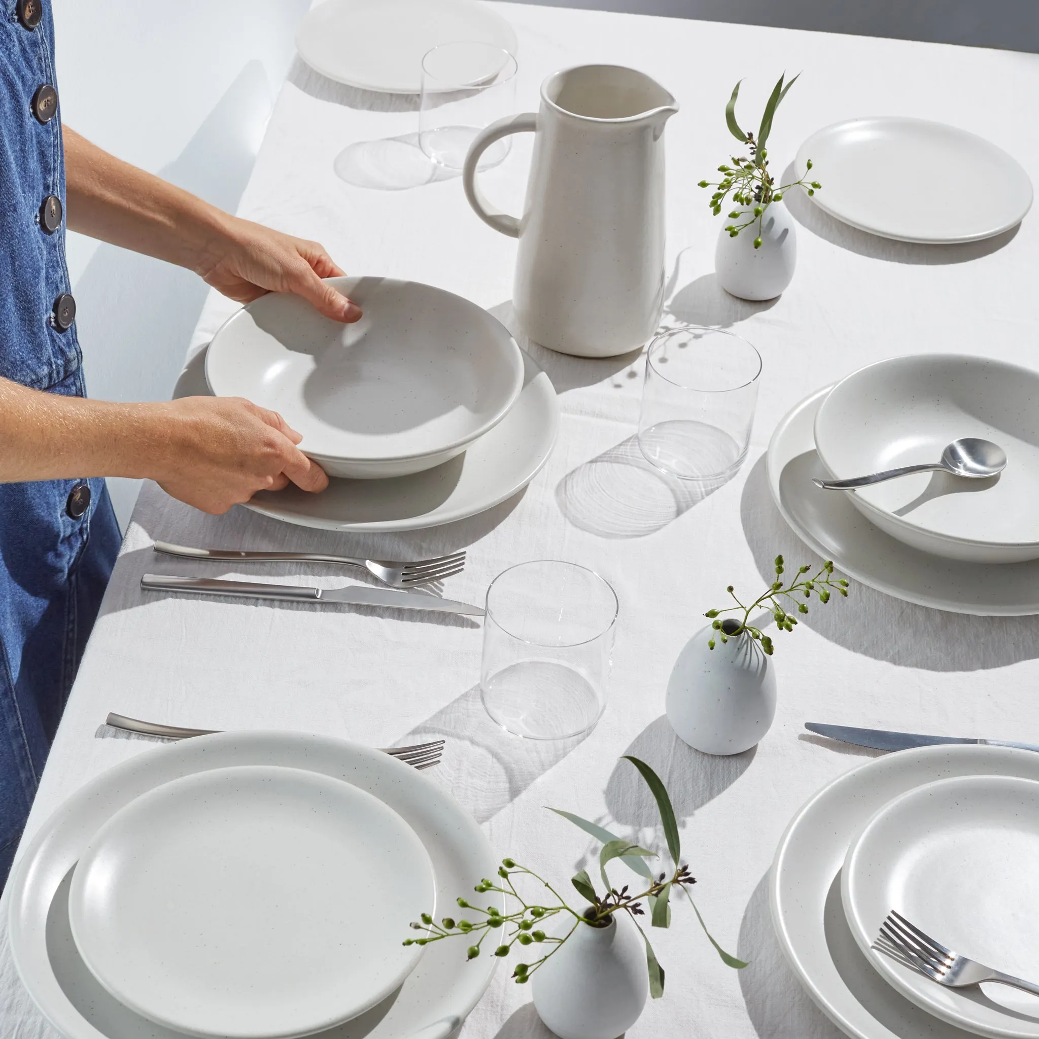 24 Piece Cutlery Set