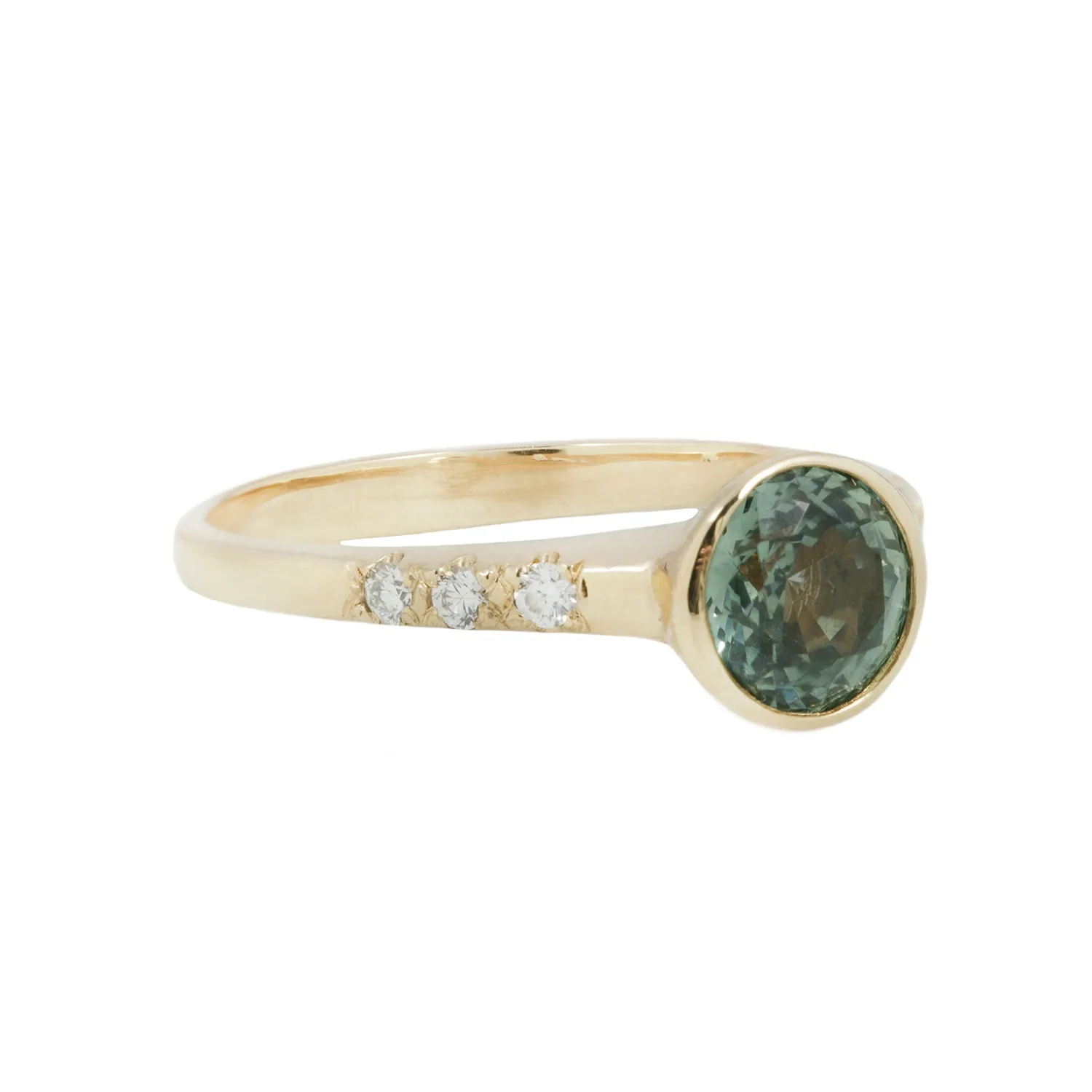 ALICE RING / MONTANA SAPPHIRE