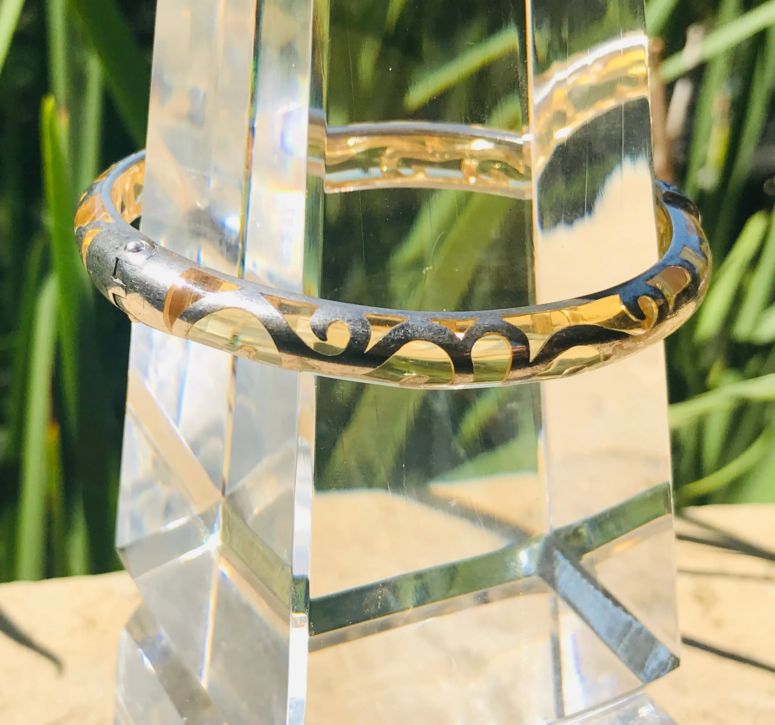 Angelique De Paris Sterling Silver 925 Yellow Resin Magnetic CZ Bangle Bracelet