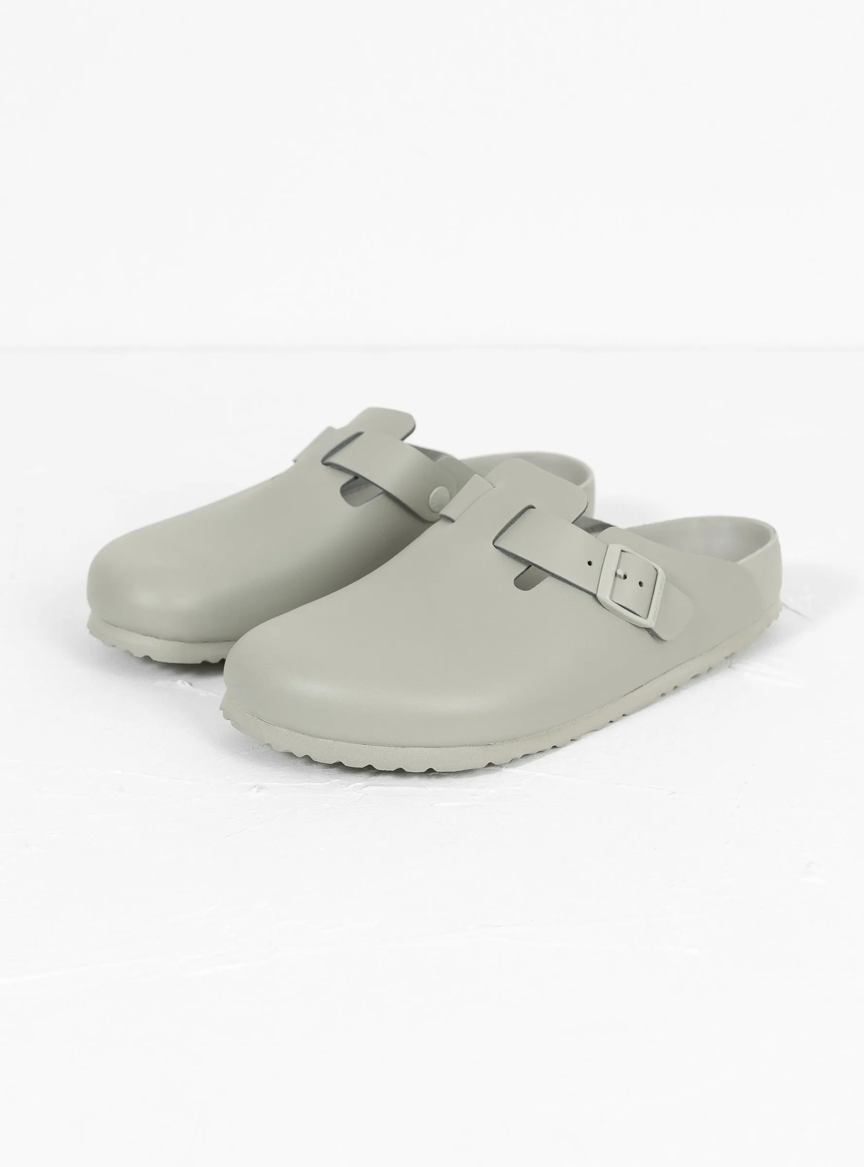Boston Exquisite Sandal Mineral Grey