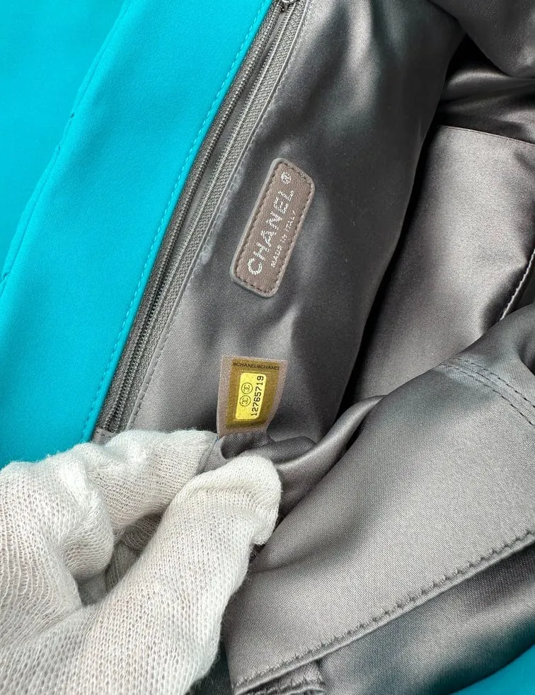 Chanel Bubble Quilted Shoulder Bag - Turquoise Blue