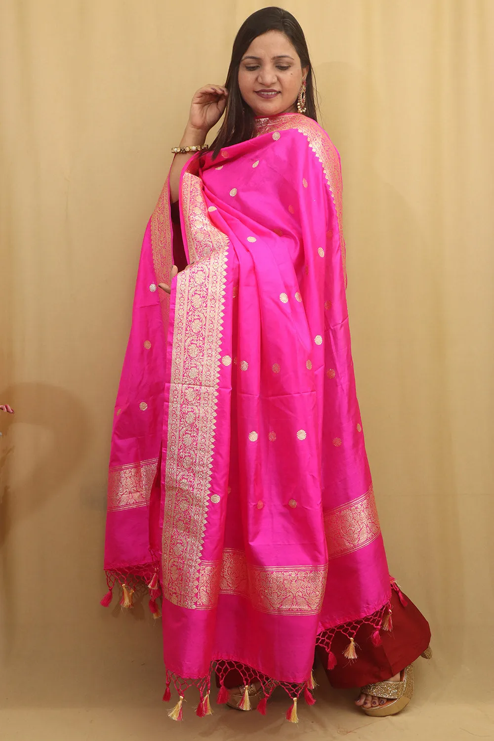 Exquisite Pink Handloom Banarasi Pure Katan Silk Dupatta