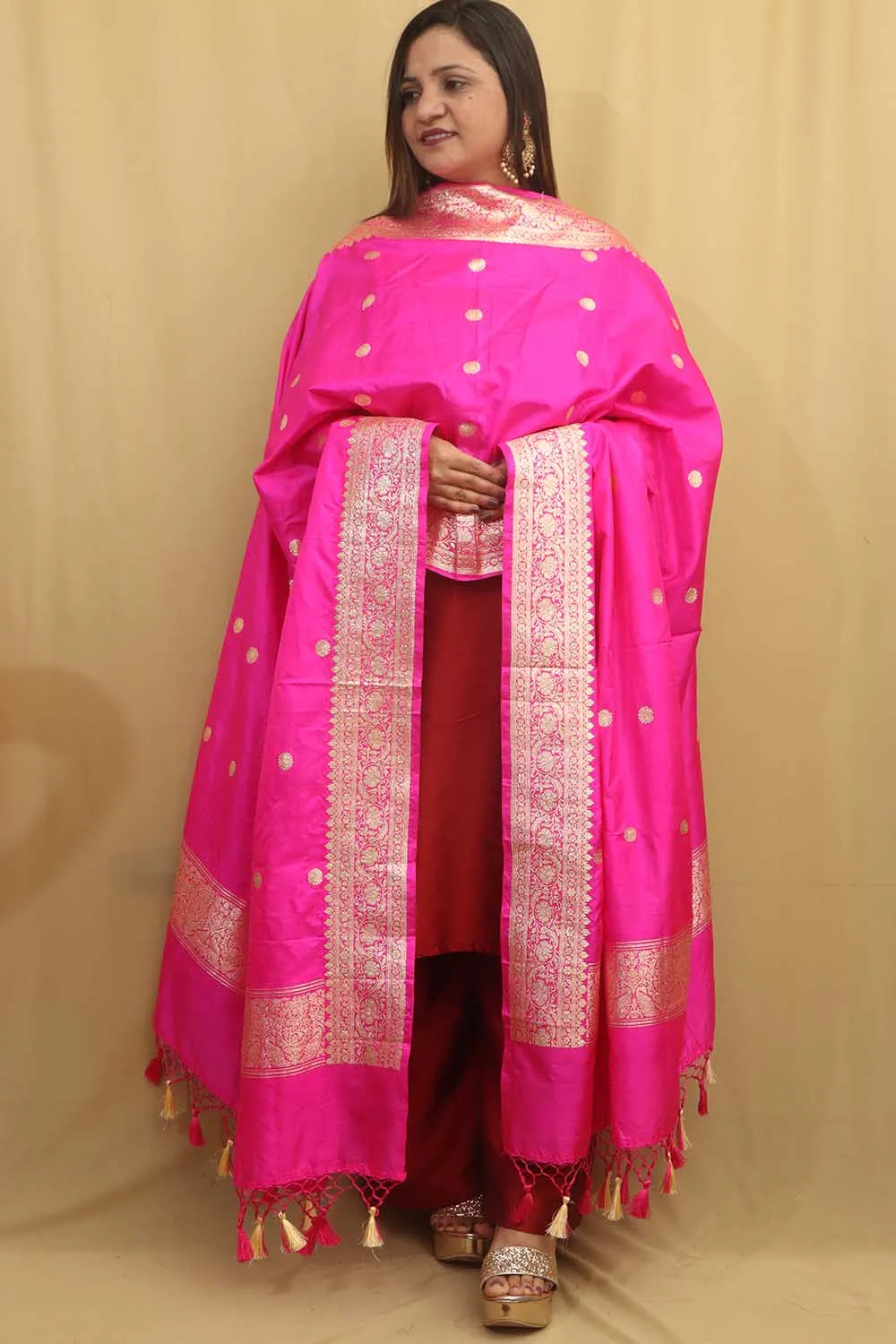Exquisite Pink Handloom Banarasi Pure Katan Silk Dupatta