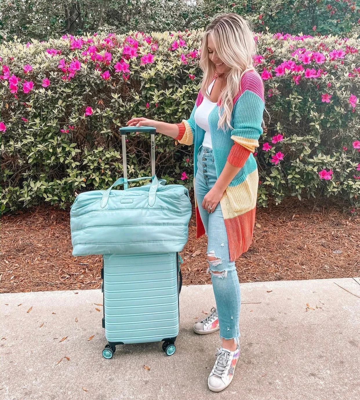 iFly Light Turquoise Duffle Bag (brand new condition)