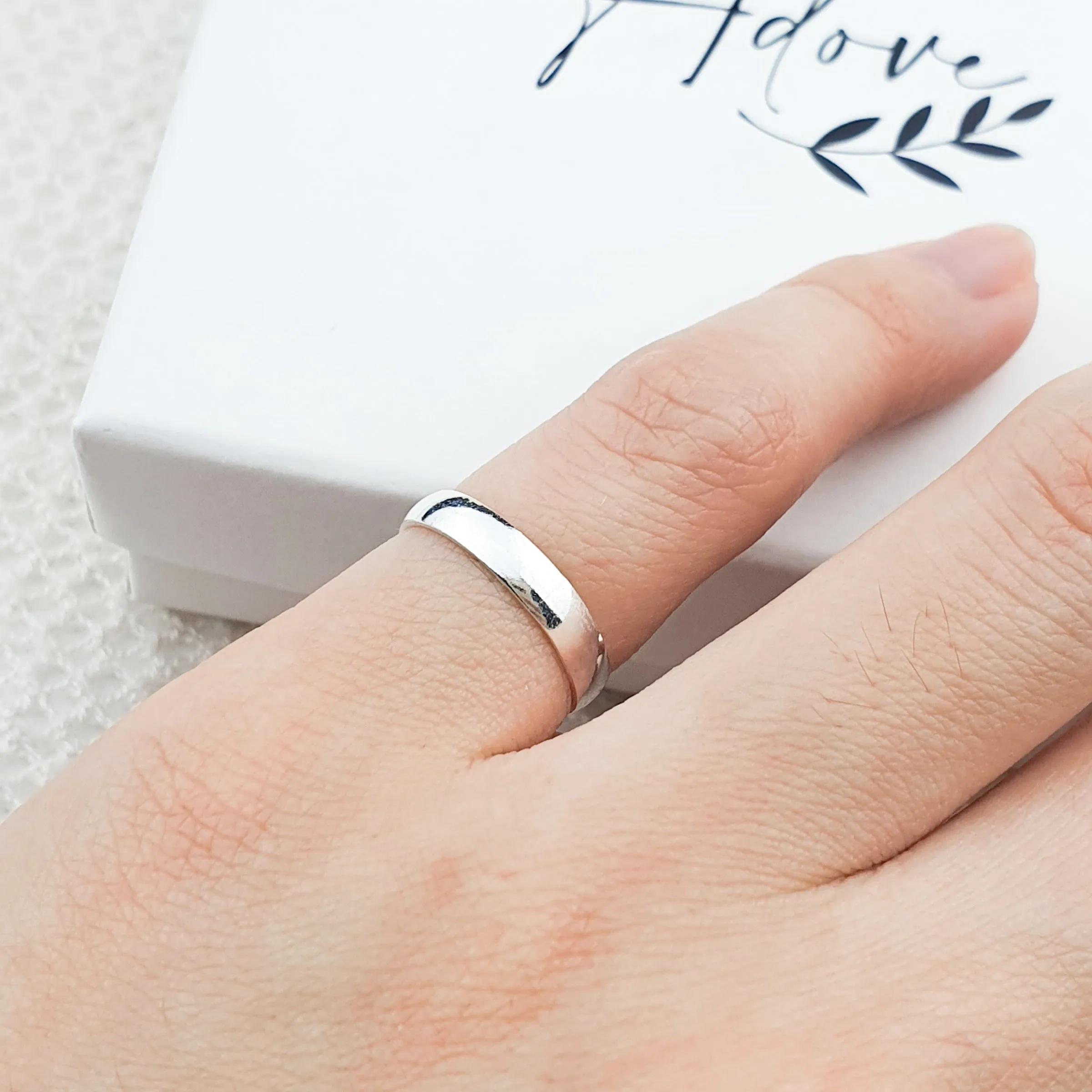 Rounded Ring 0.3cm S999