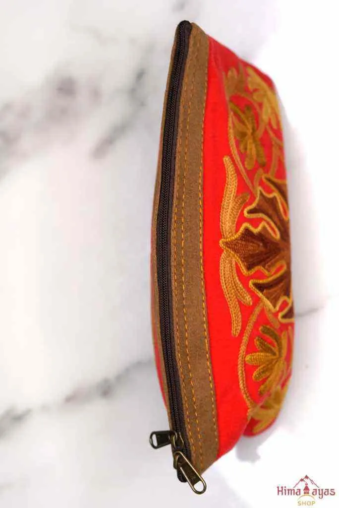 Special Cosmetics Hand Pouch
