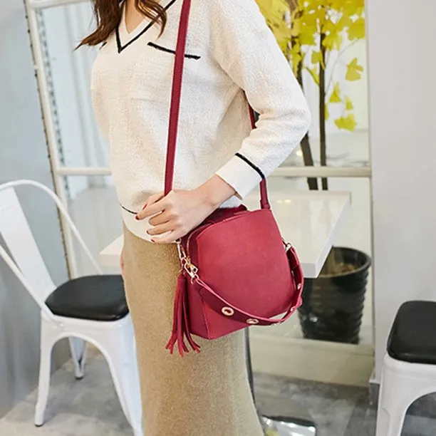 Tassel Bucket Bag