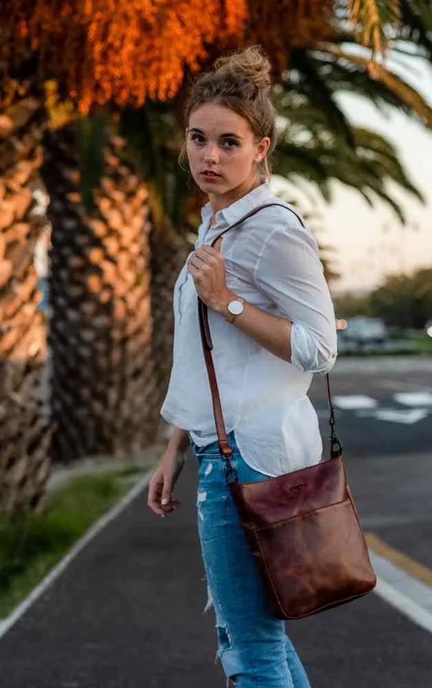 Zemp Boston Cross Body Bag | Navy